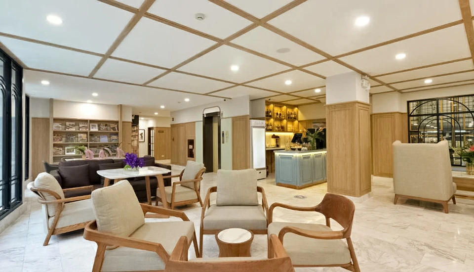 هتل آسترا ساتورن بانکوک